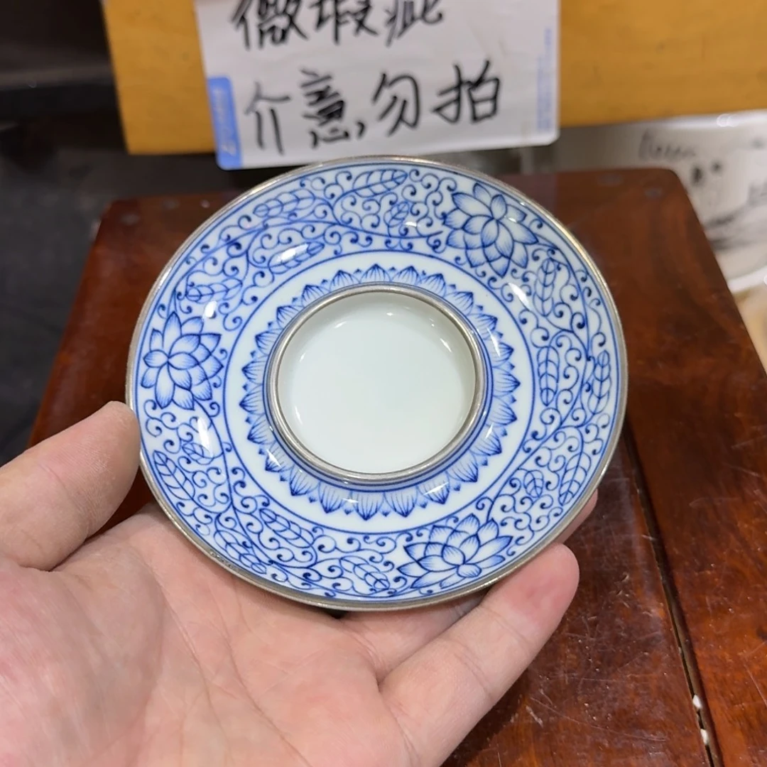 微瑕疵介意勿拍陶瓷器皿S016