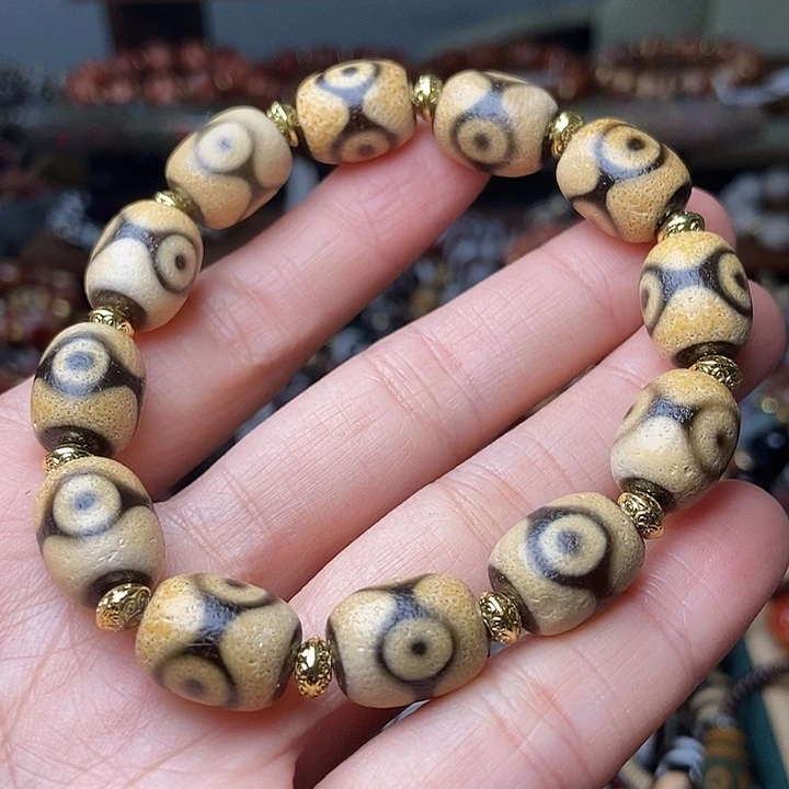 玛瑙/玉髓足铂镶嵌手链