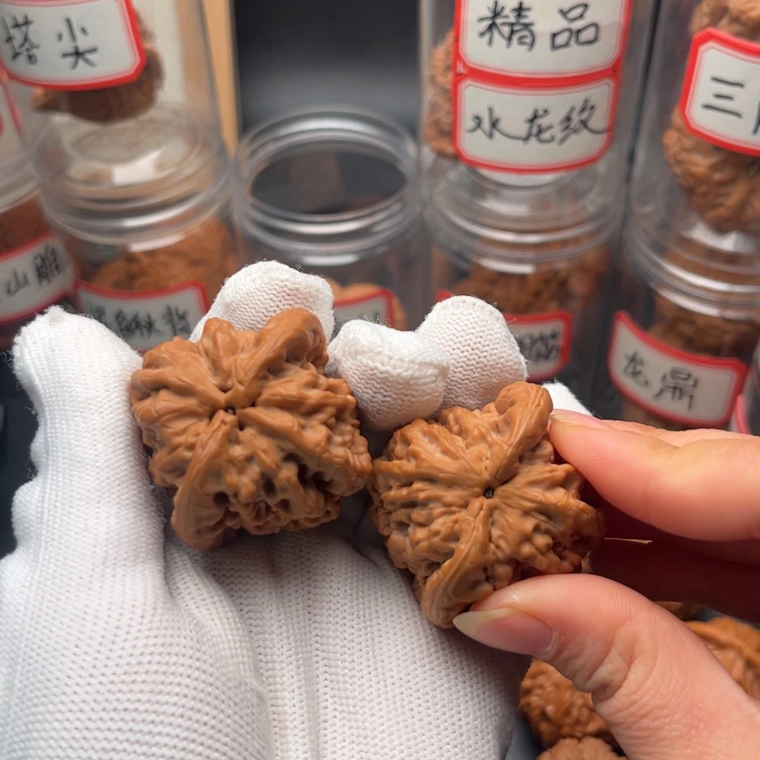 开***心把件文玩核桃42+精品金公子