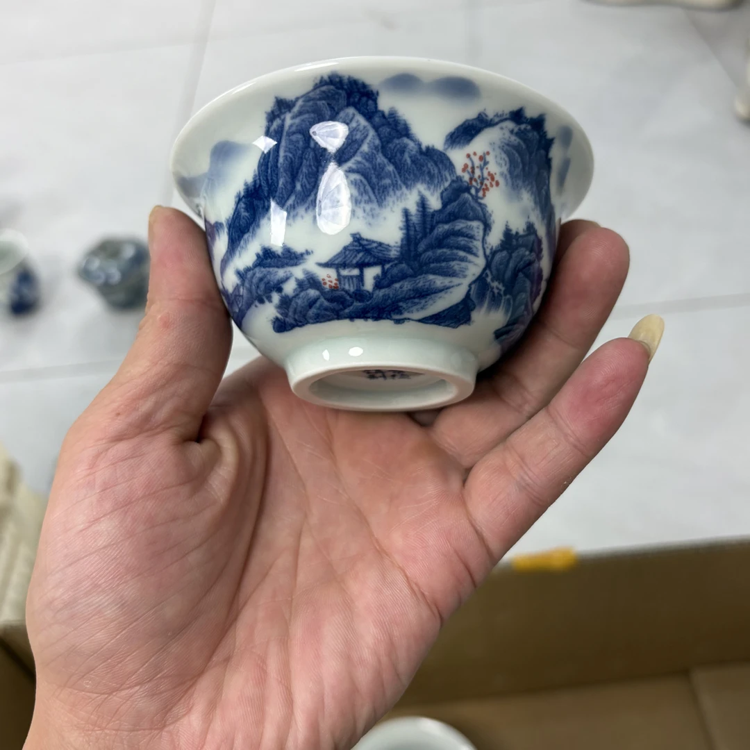 景德镇千里江山大压手杯微瑕