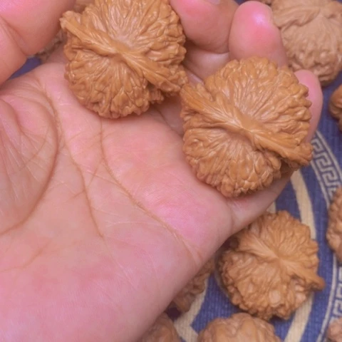 【闪购商品】文玩核桃吊坠七*四座楼42