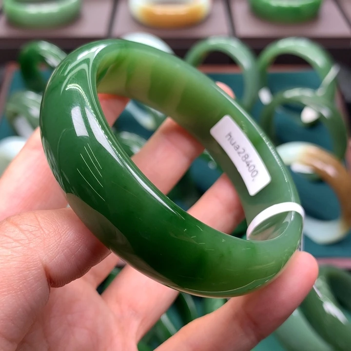 未镶嵌手镯和田玉（碧玉）60