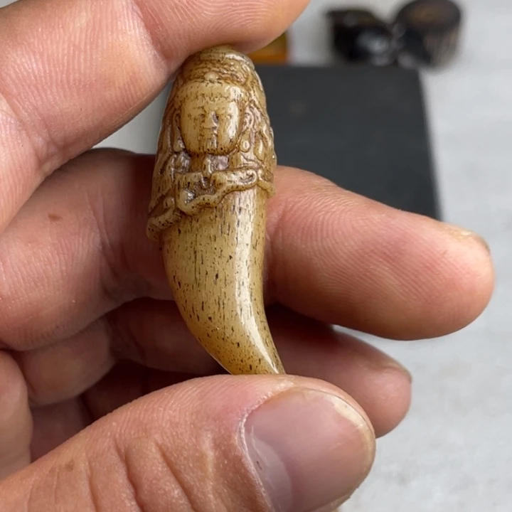 核桃木/黑胡桃（胡桃木）玉华吊坠