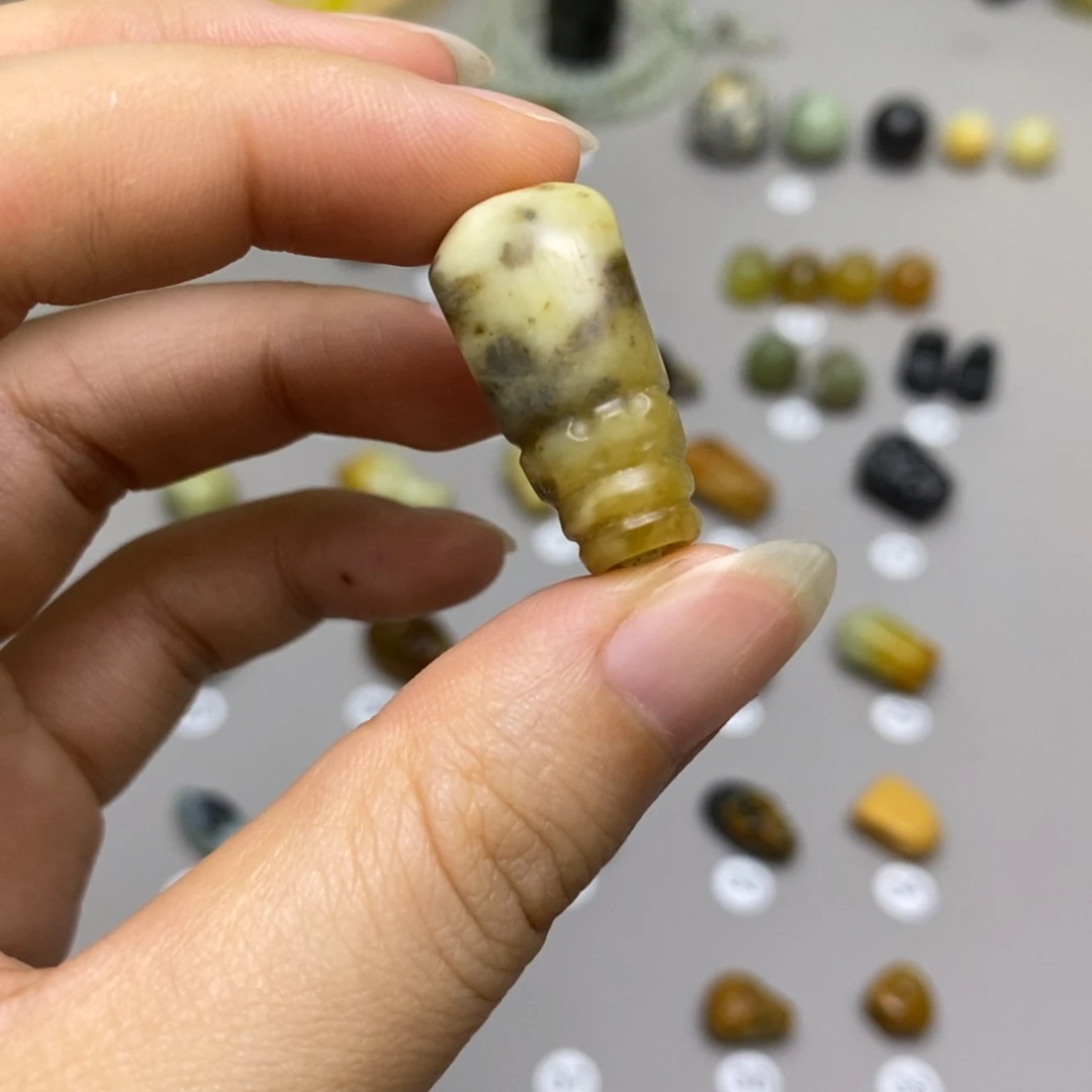 岫玉未镶嵌配饰一****措