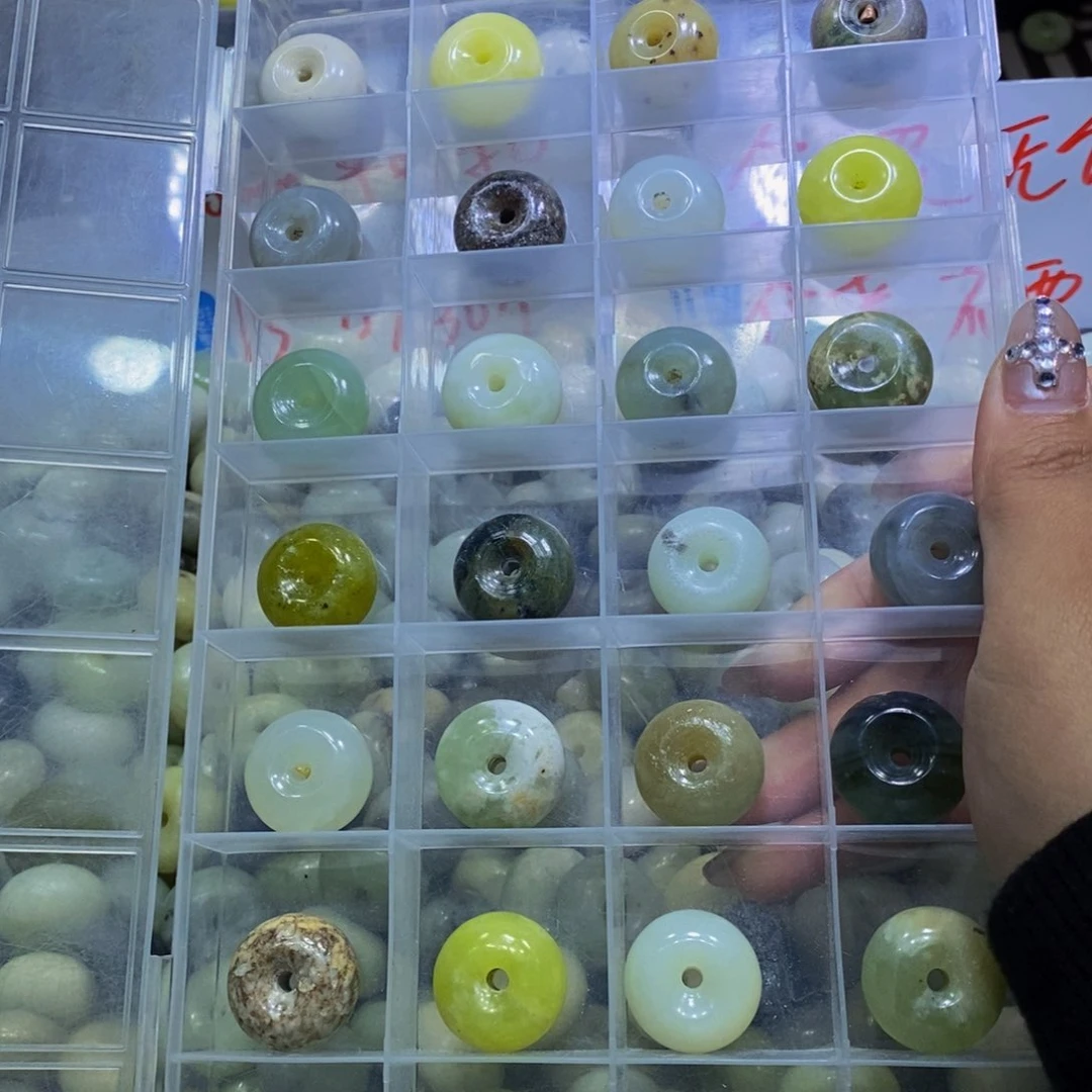 合金蛇纹石玉颈饰21