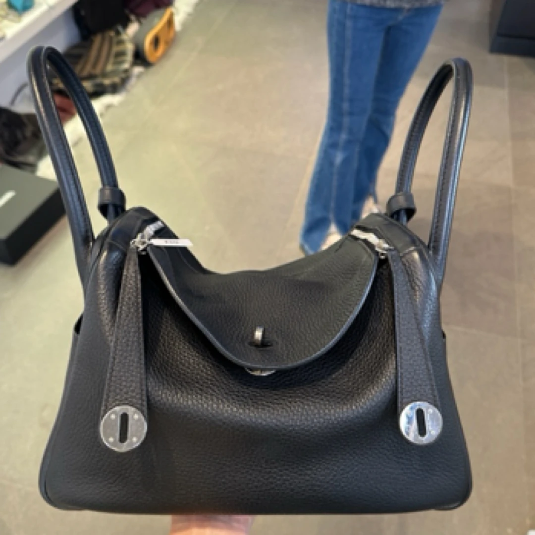 95新 Hermes/爱马仕 Lindy 30 黑银 框r刻 单肩包 有防尘袋