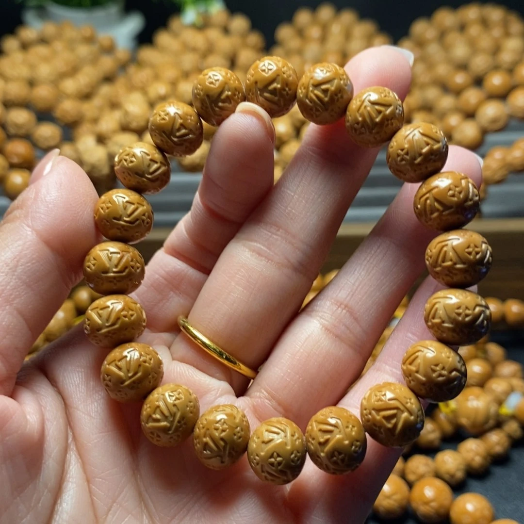 手串猴头核桃小驴肉火烧11