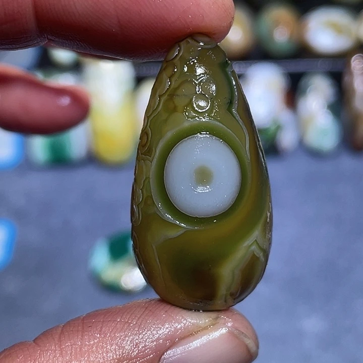 玛瑙/玉髓未镶嵌珠宝奇石