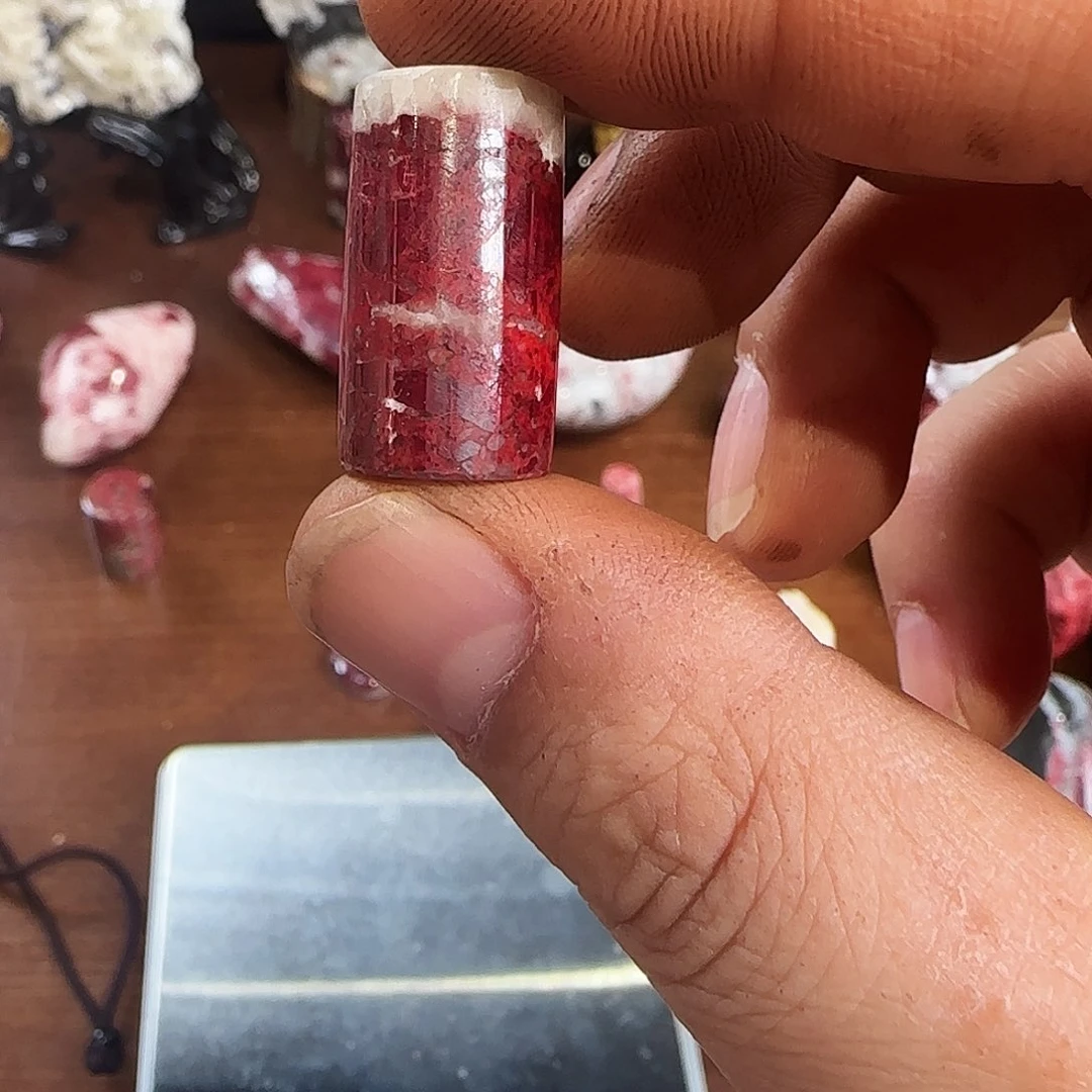 伴***雨天然辰砂原矿铜柱