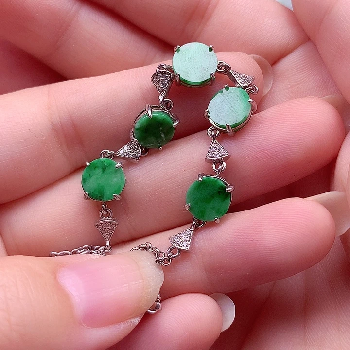 翡翠银S925镶嵌颈饰翡翠