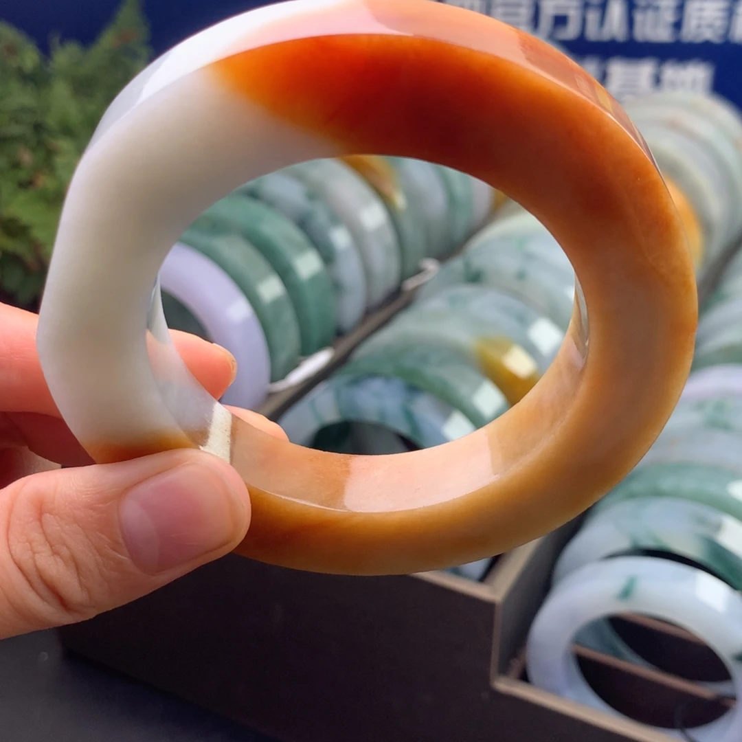 未镶嵌手镯不退不换定制翡翠