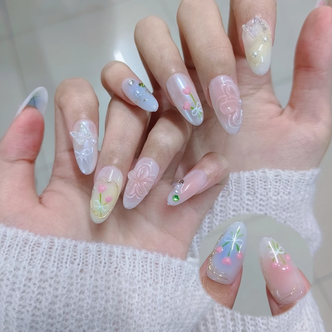 郁金香花园穿戴甲光疗幻彩纯手工手绘少女感美甲贴可拆卸重复使用