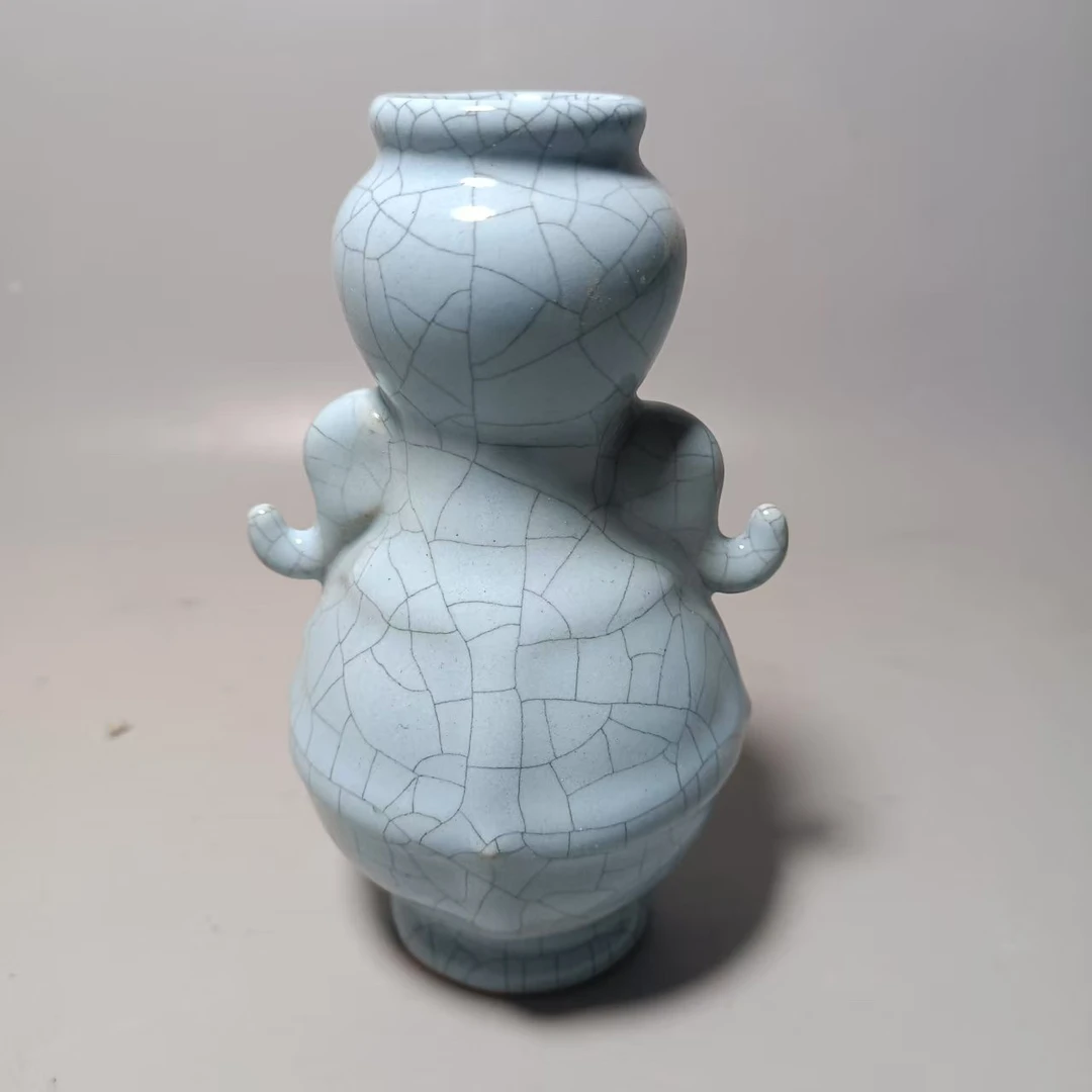 蓝色黑线官窑摆件