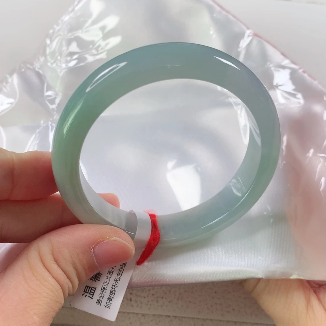 未镶嵌手镯翡翠203