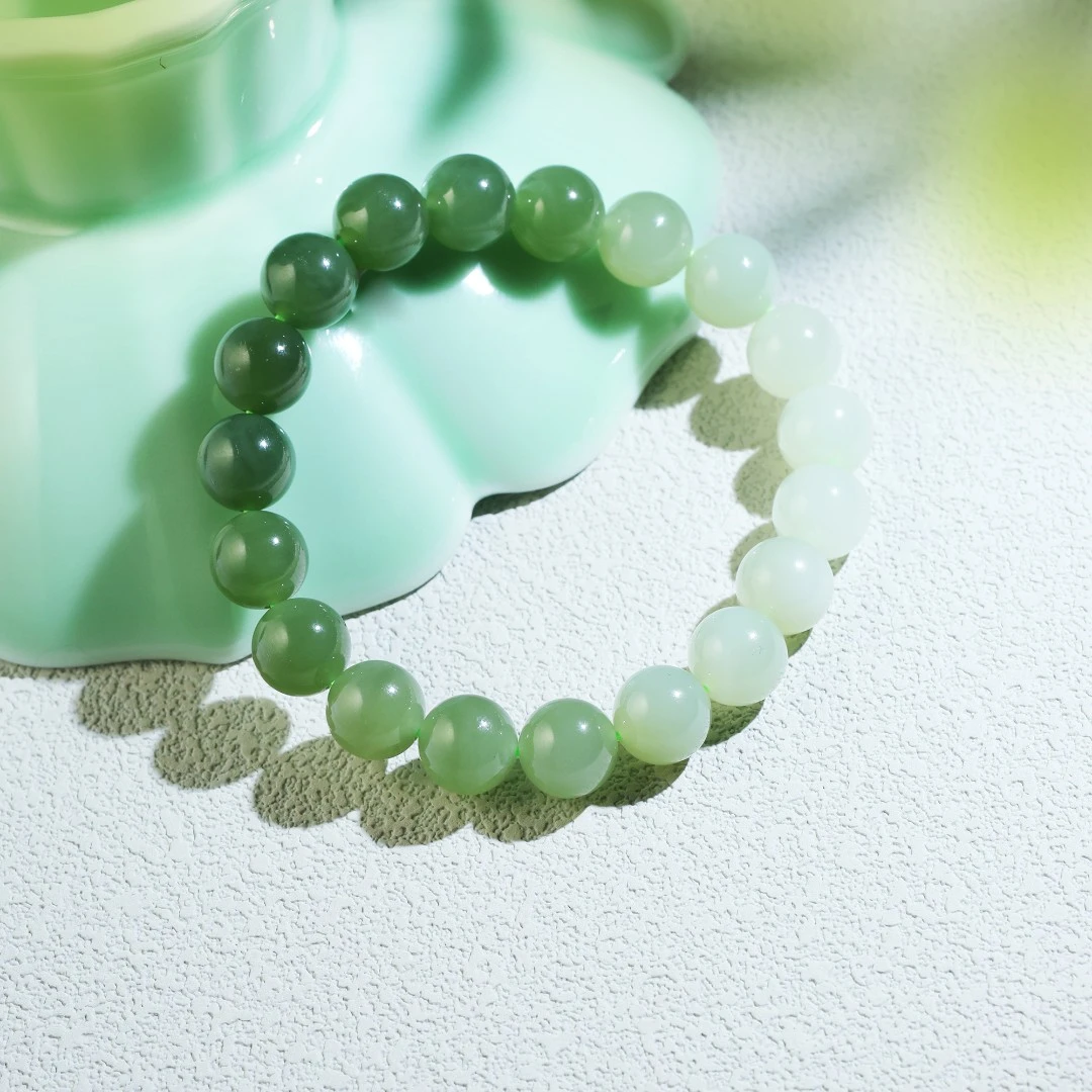 诗意/和田玉晴水渐变手串
