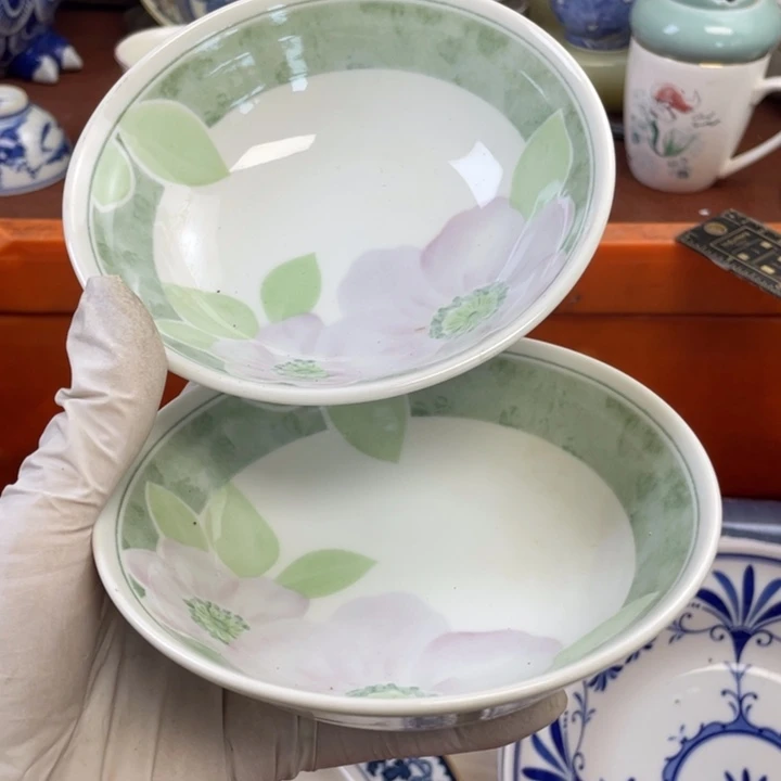 他家瓷器真美…开播了