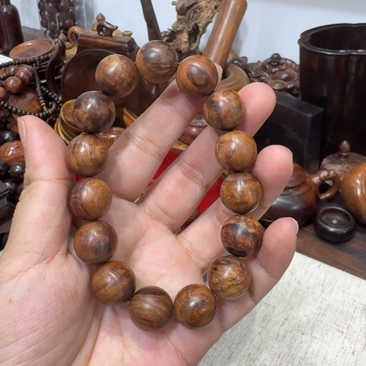 小***宙木小件物品的销售