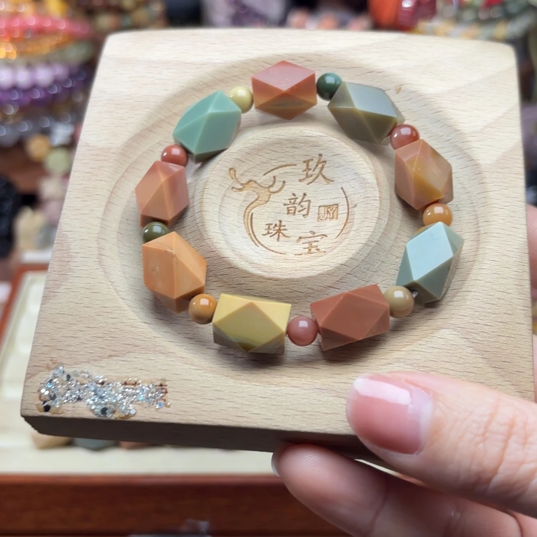 石英质玉未镶嵌珠宝半成品