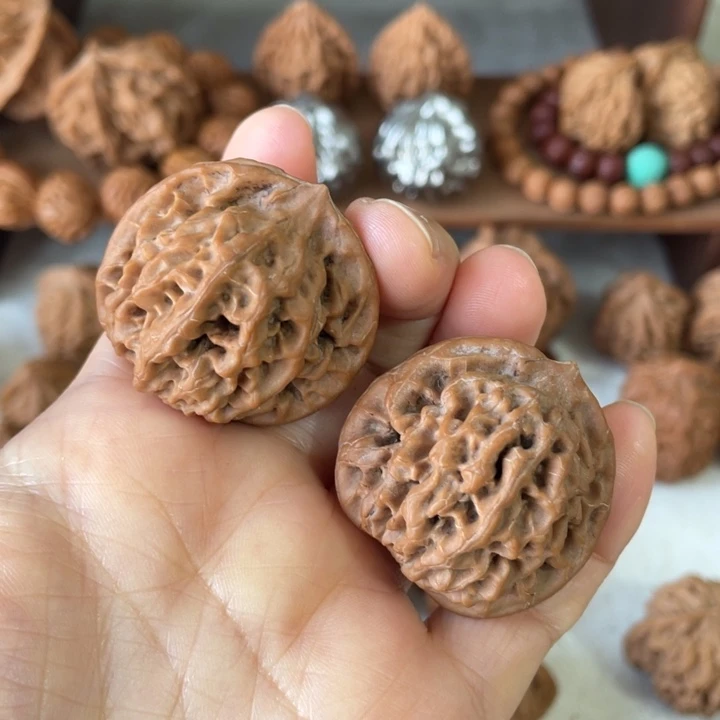 秦岭山脉文玩 底子有点歪 35