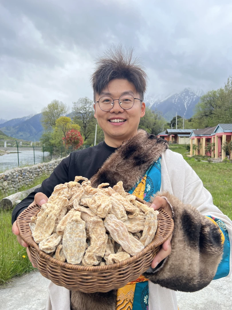（乐乐收藏）西藏波密天麻气味浓郁营养丰富