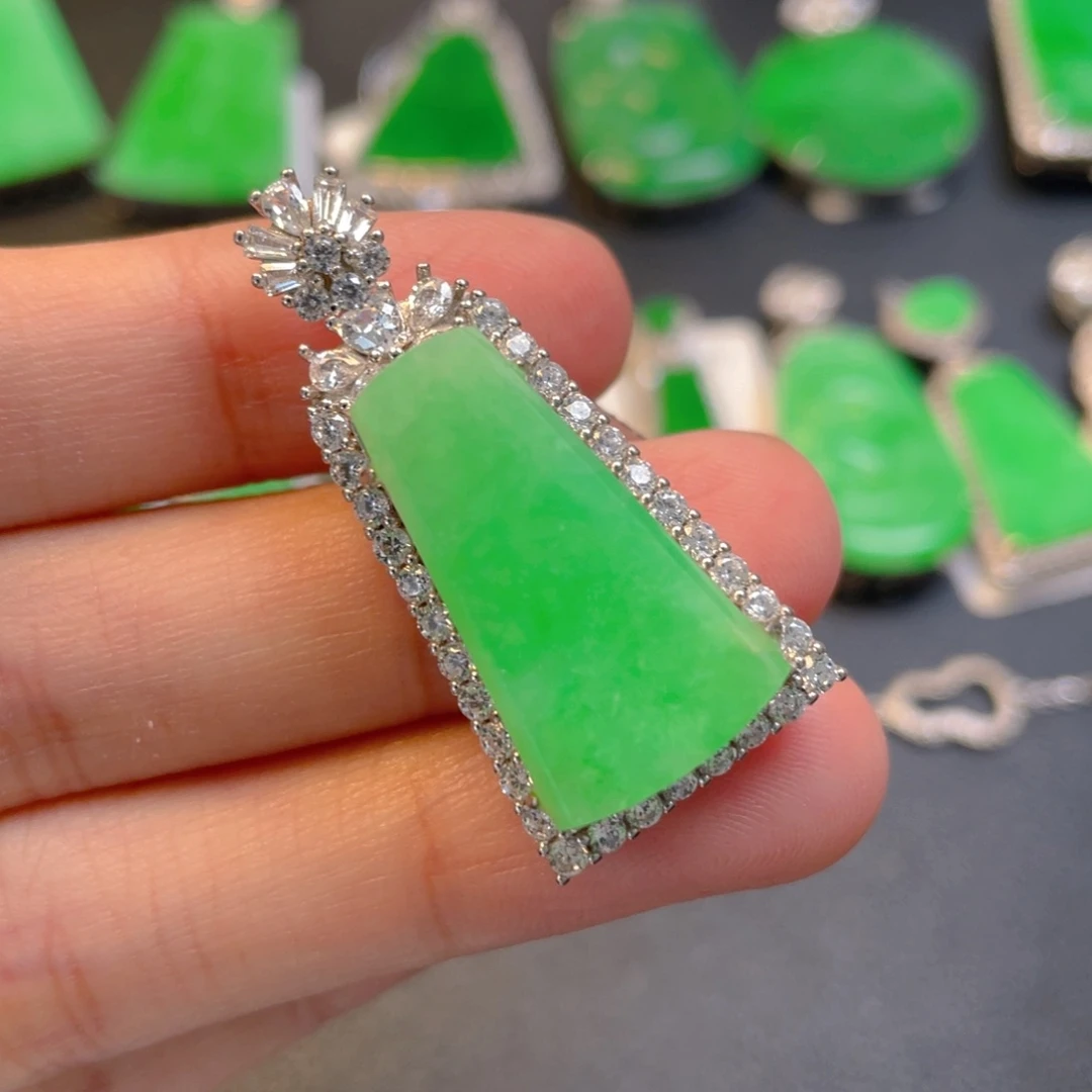 翡翠银S925镶嵌颈饰