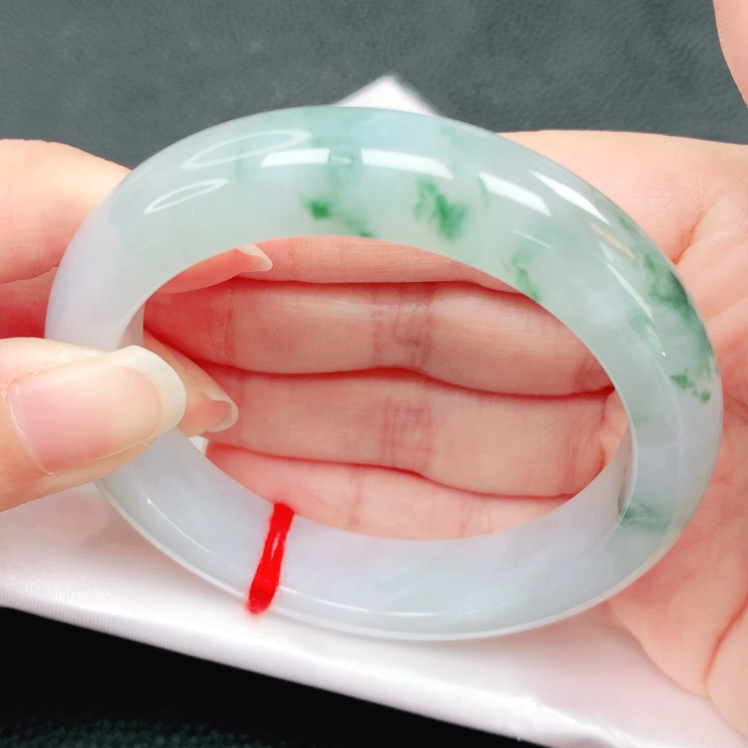 翡翠未镶嵌手镯54圈