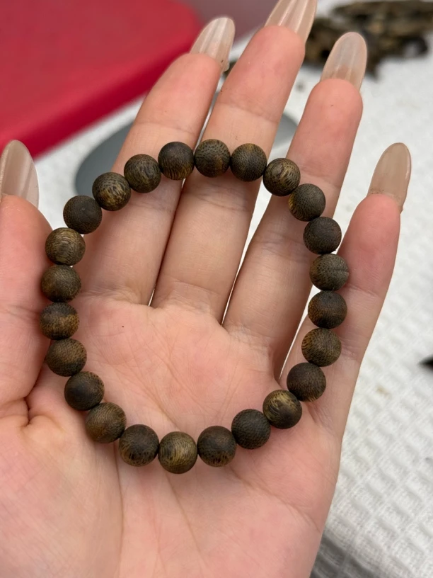 沉香奇楠圆珠卡8单圈5克+ 多样性发一