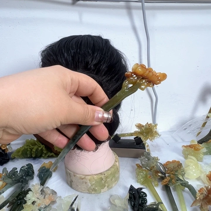 定制蛇纹石玉李***师毛货发饰