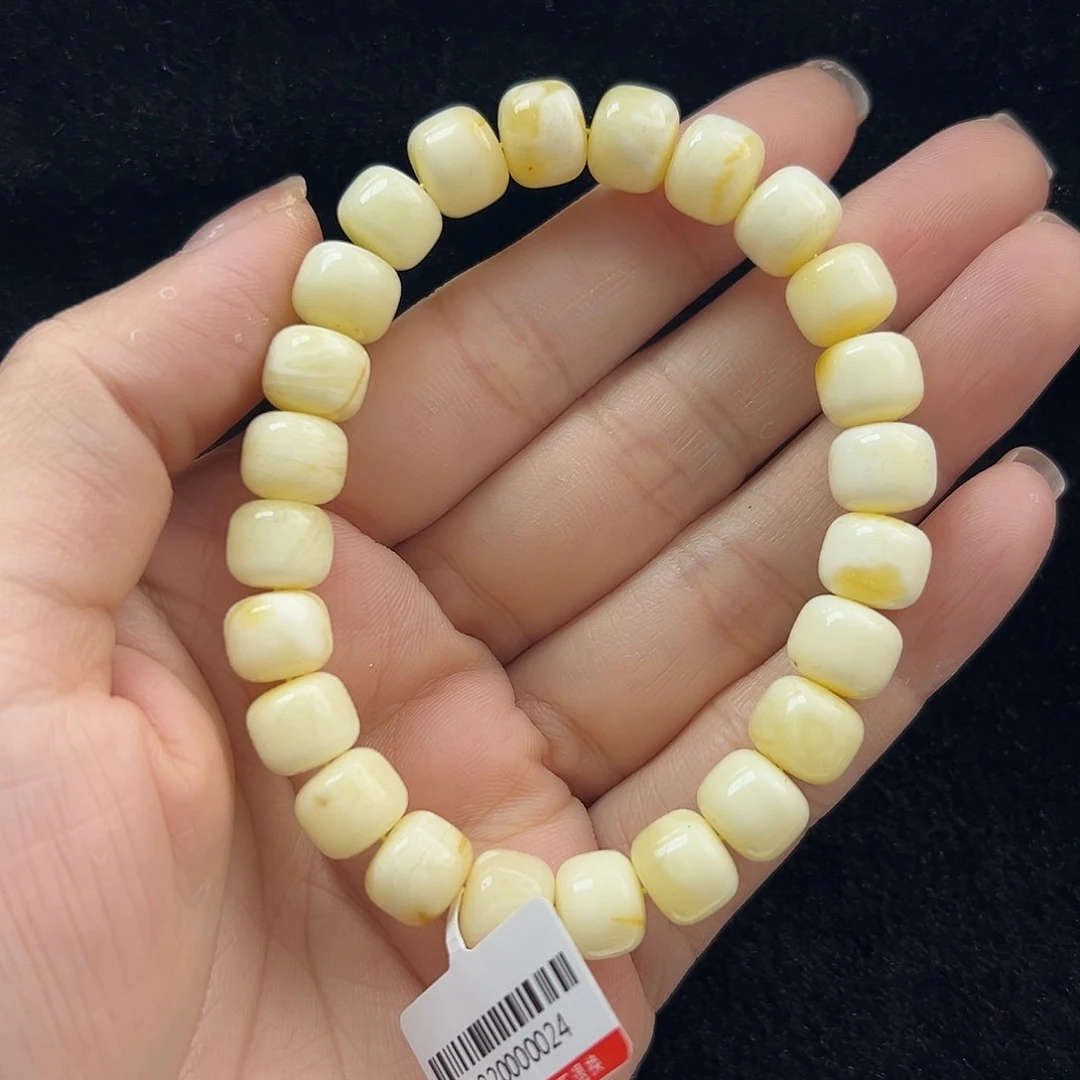 未镶嵌琥珀珠宝奇石