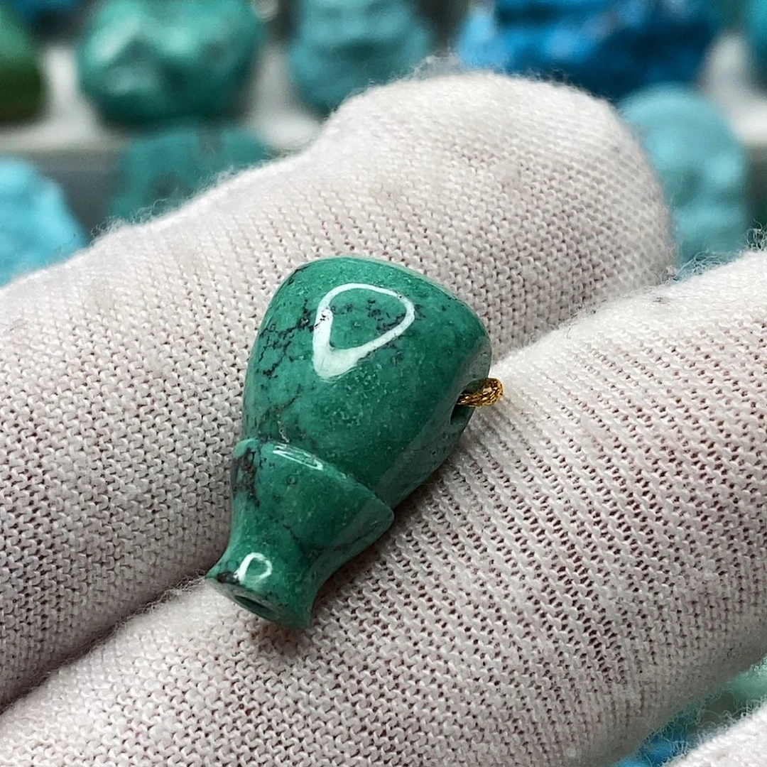 绿松石未镶嵌天然原矿 地大质检