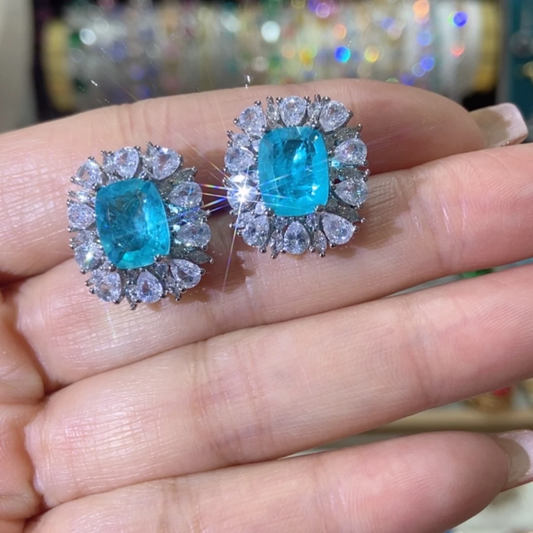 66锆石（处理）耳钉