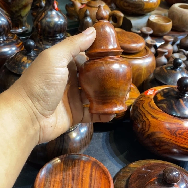 南***香牙签筒一个酸枝包邮