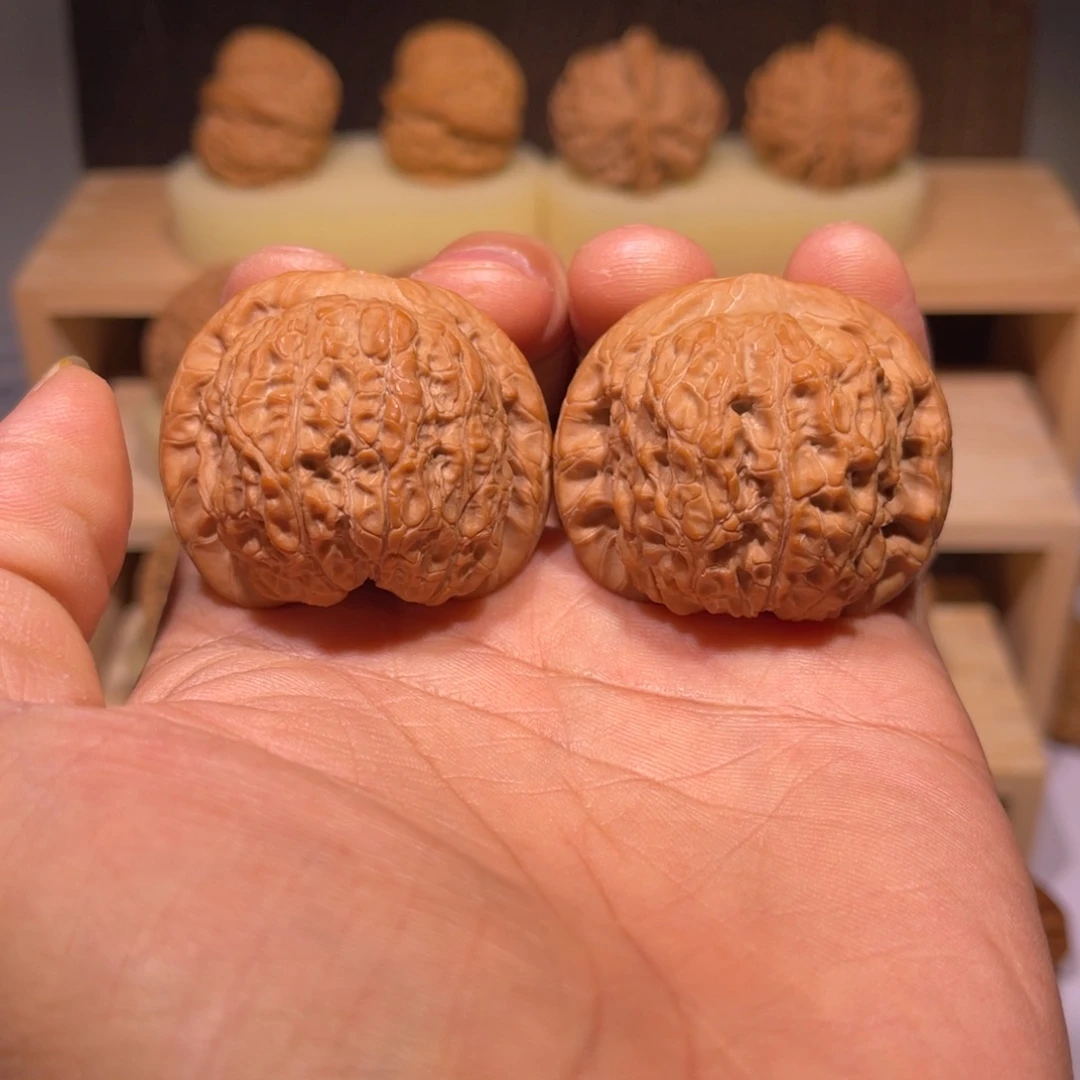 吊坠桃核43全品血麒麟