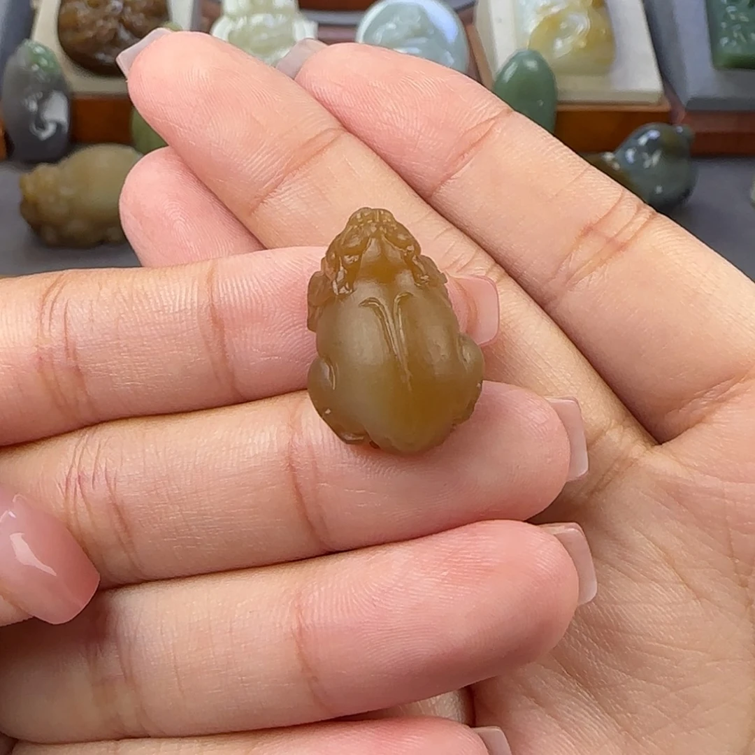 【闪购商品】定制和田玉小貔貅