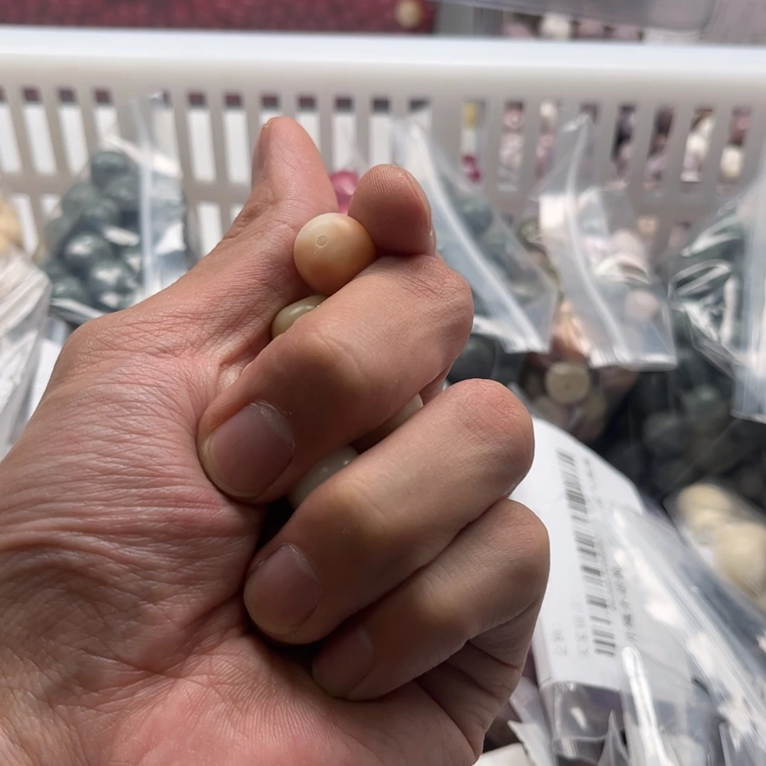 【闪购商品】白玉菩提吊坠z14/20+5颗干磨微笑