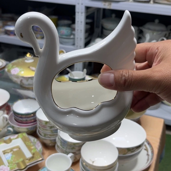 瓷片鹅一个哇塞哇瑟