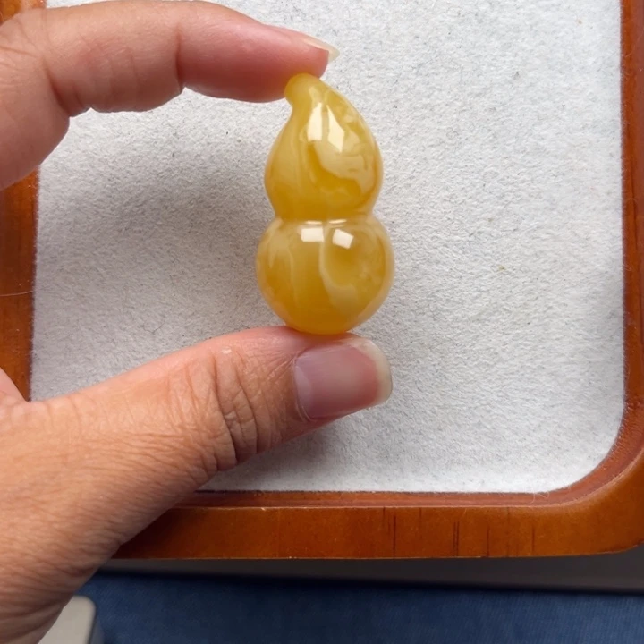 琥珀未镶嵌珠宝奇石M87号妖花葫芦