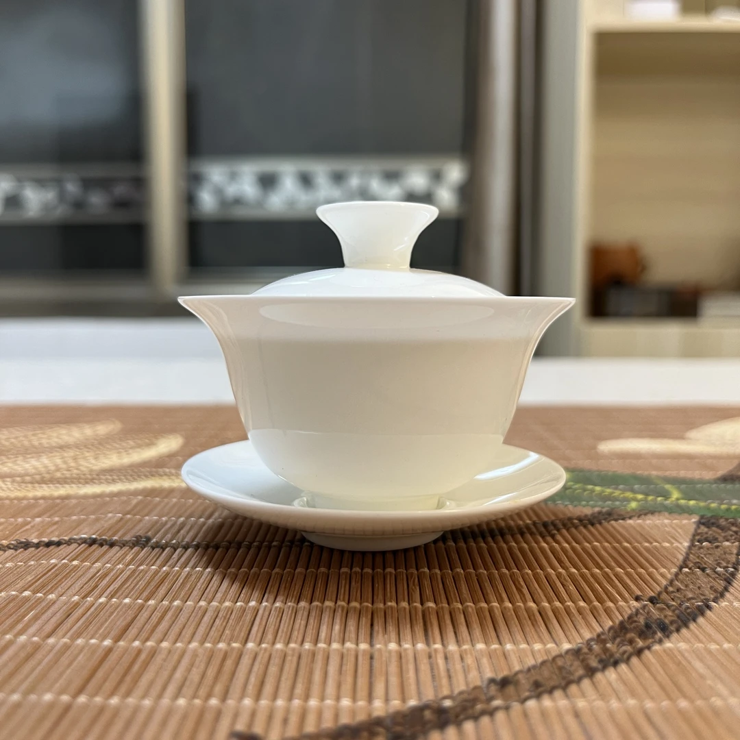 超薄胎骨瓷小润玉盖碗