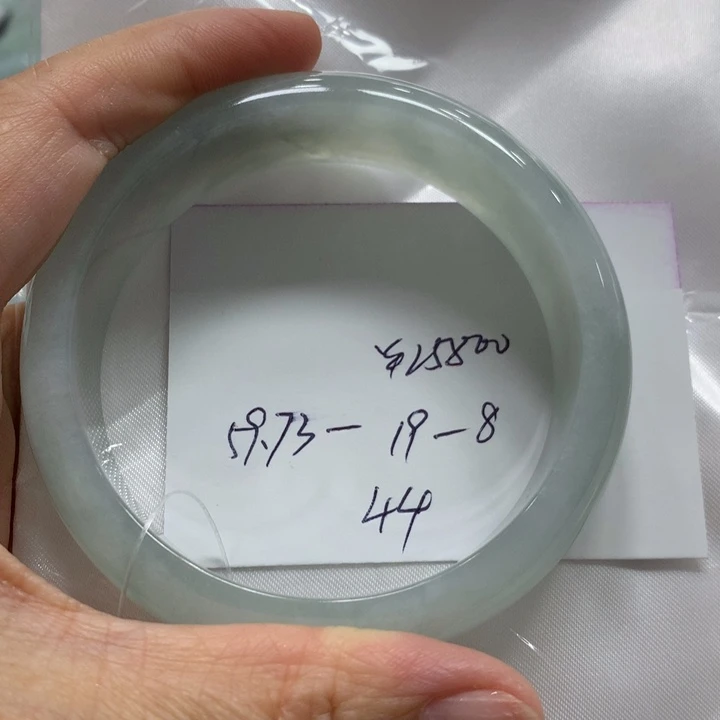 翡翠未镶嵌手镯44