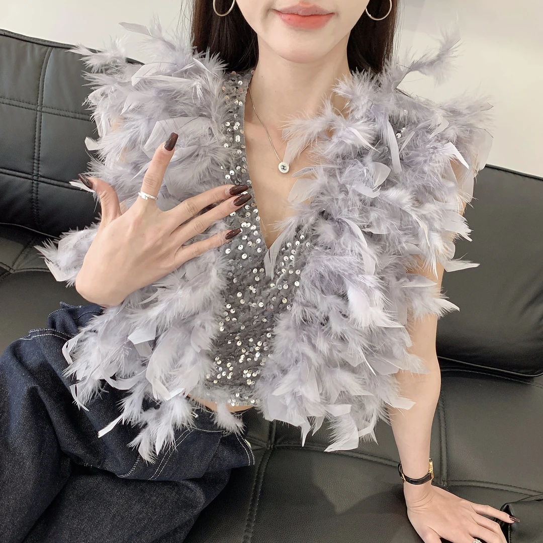 网红同款2025年春装新款亮片拼接羽毛V领无袖红色马甲背心女上衣