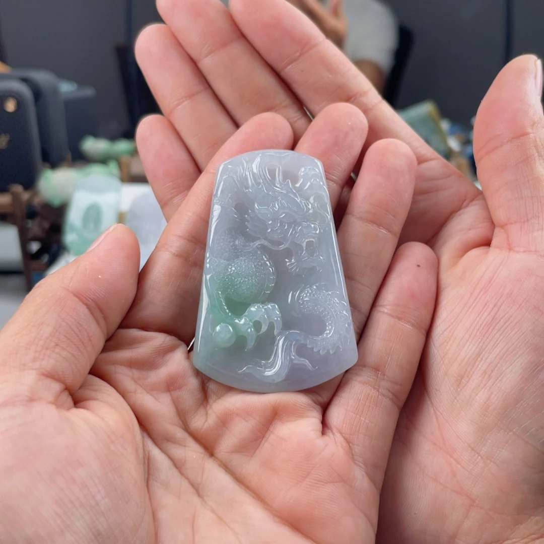 用***6翡翠未镶嵌颈饰龙牌缅甸天然翡翠A货糯冰春彩料