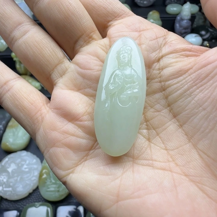 和田玉未镶嵌珠宝奇石