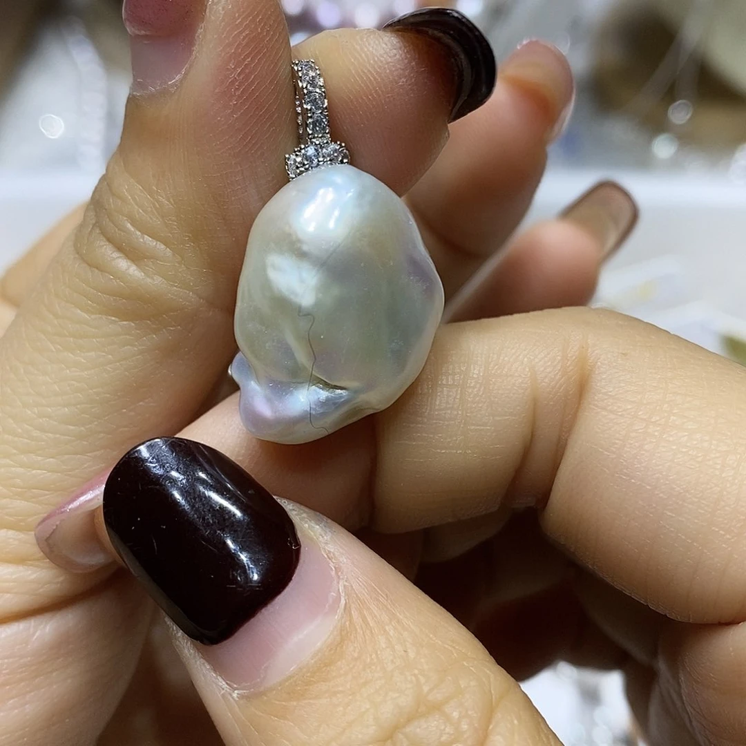 淡水珍珠吊坠未镶嵌