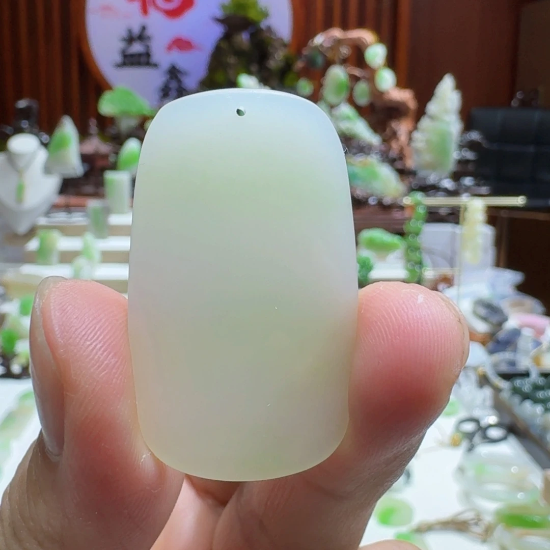 未镶嵌和田玉（翠青玉）挂件和田玉翠青小无事牌