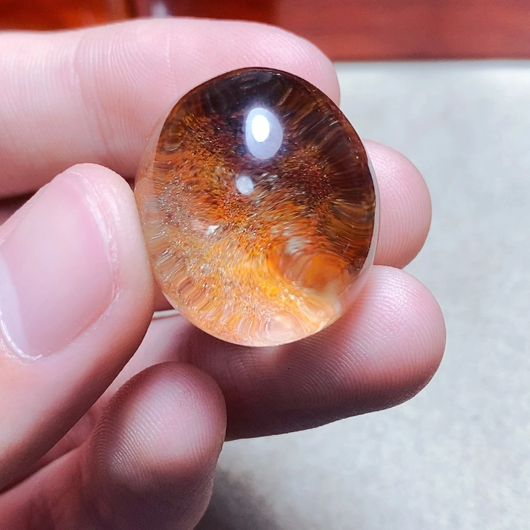 水晶颈饰未镶嵌布****?