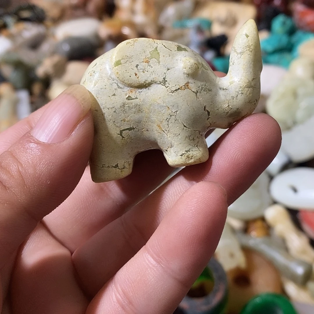 和田玉（糖玉）未镶嵌挂件