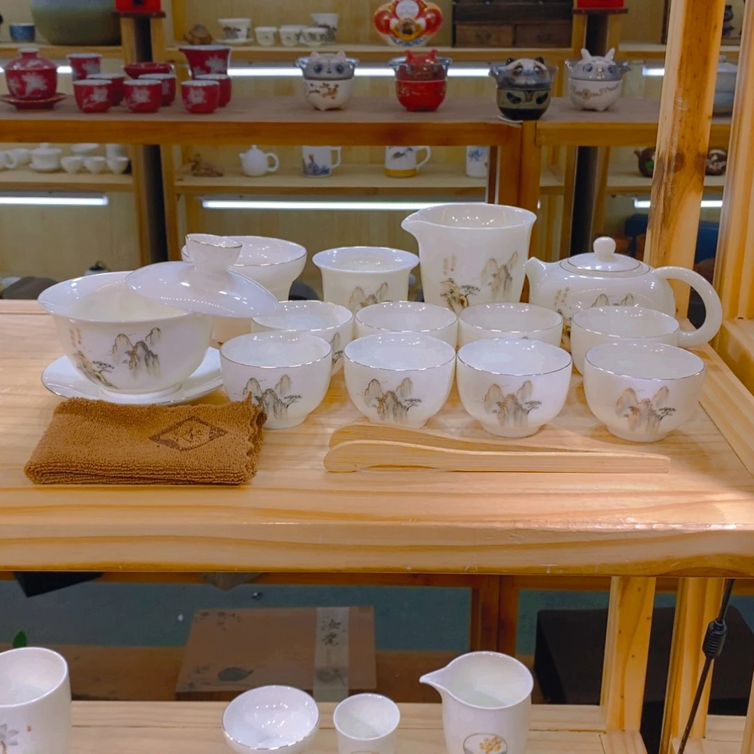 不止中国白羊脂玉瓷