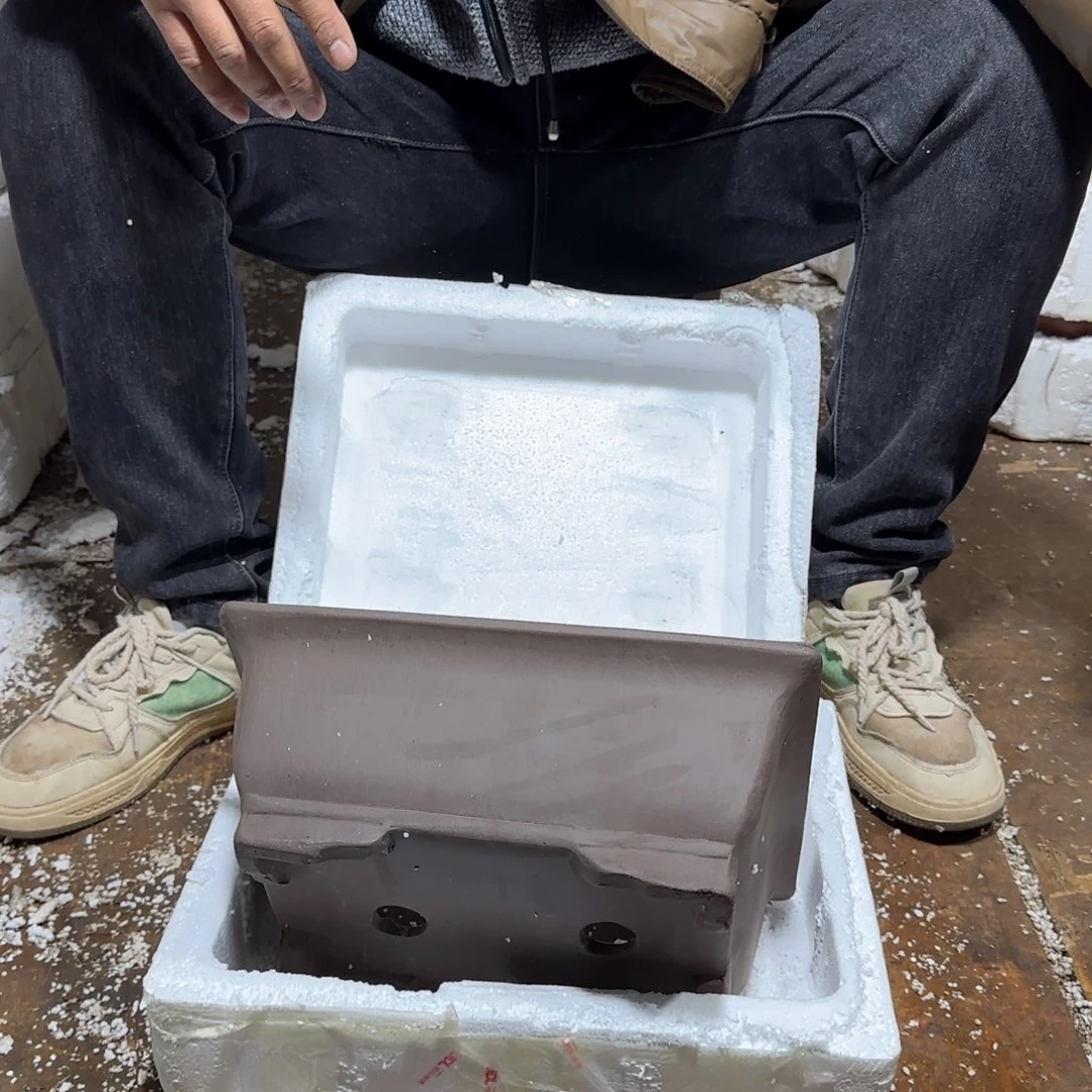 紫砂花盆瑕疵和瑕疵