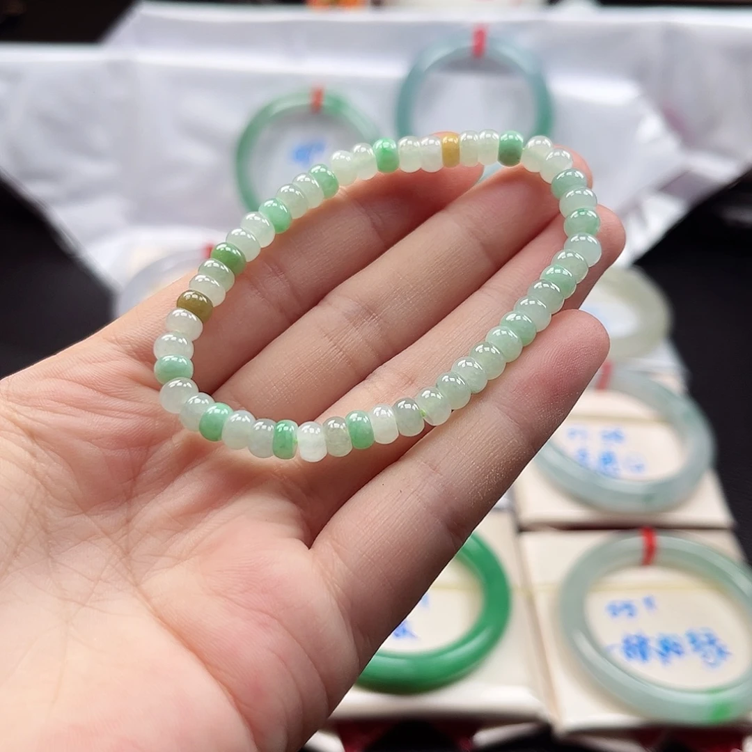翡翠未镶嵌手串翡翠手串