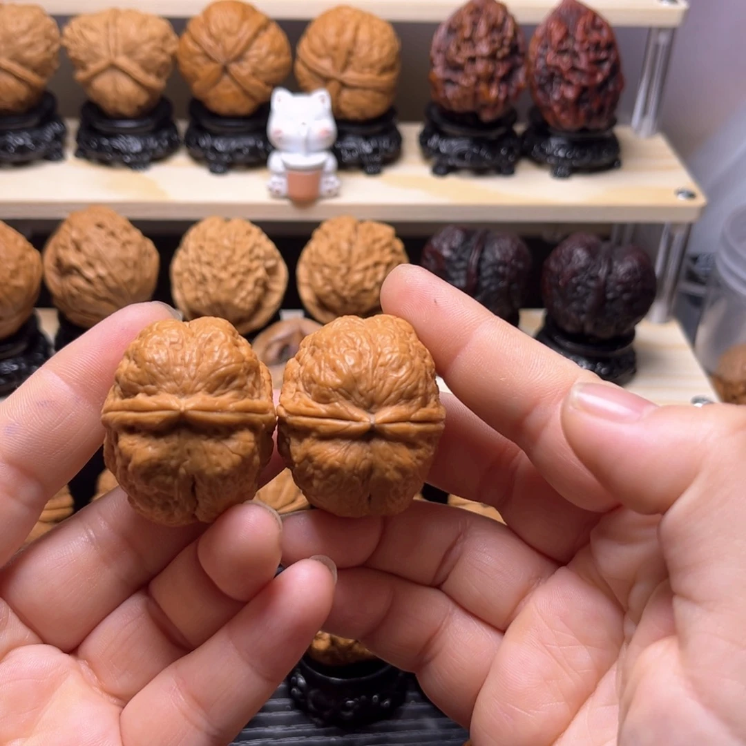 文玩核桃吊坠66w平头蟾